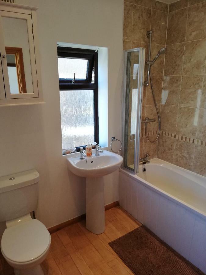 Nice Rooms In Queen House Clay Cross Dış mekan fotoğraf